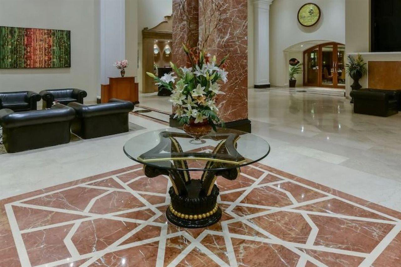 מלון Lemon Tree Premier “The Atrium” אחמדאבאד מראה חיצוני תמונה