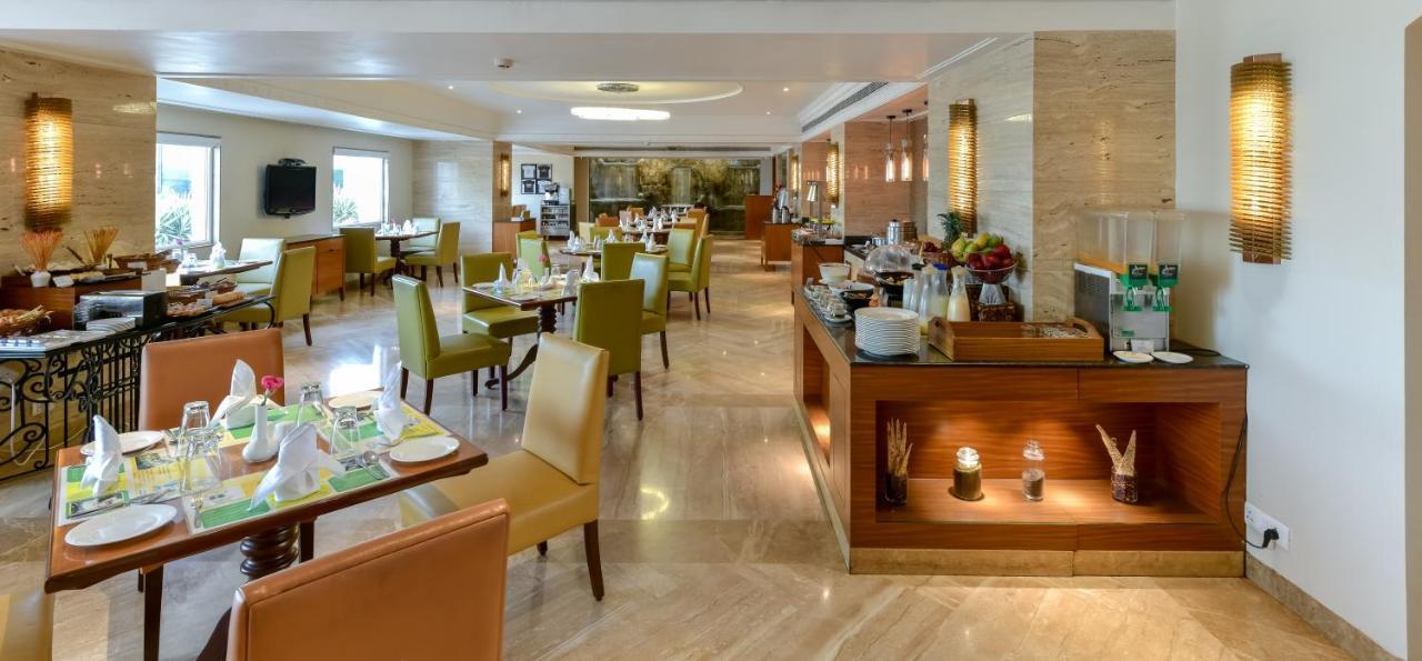 מלון Lemon Tree Premier “The Atrium” אחמדאבאד מראה חיצוני תמונה